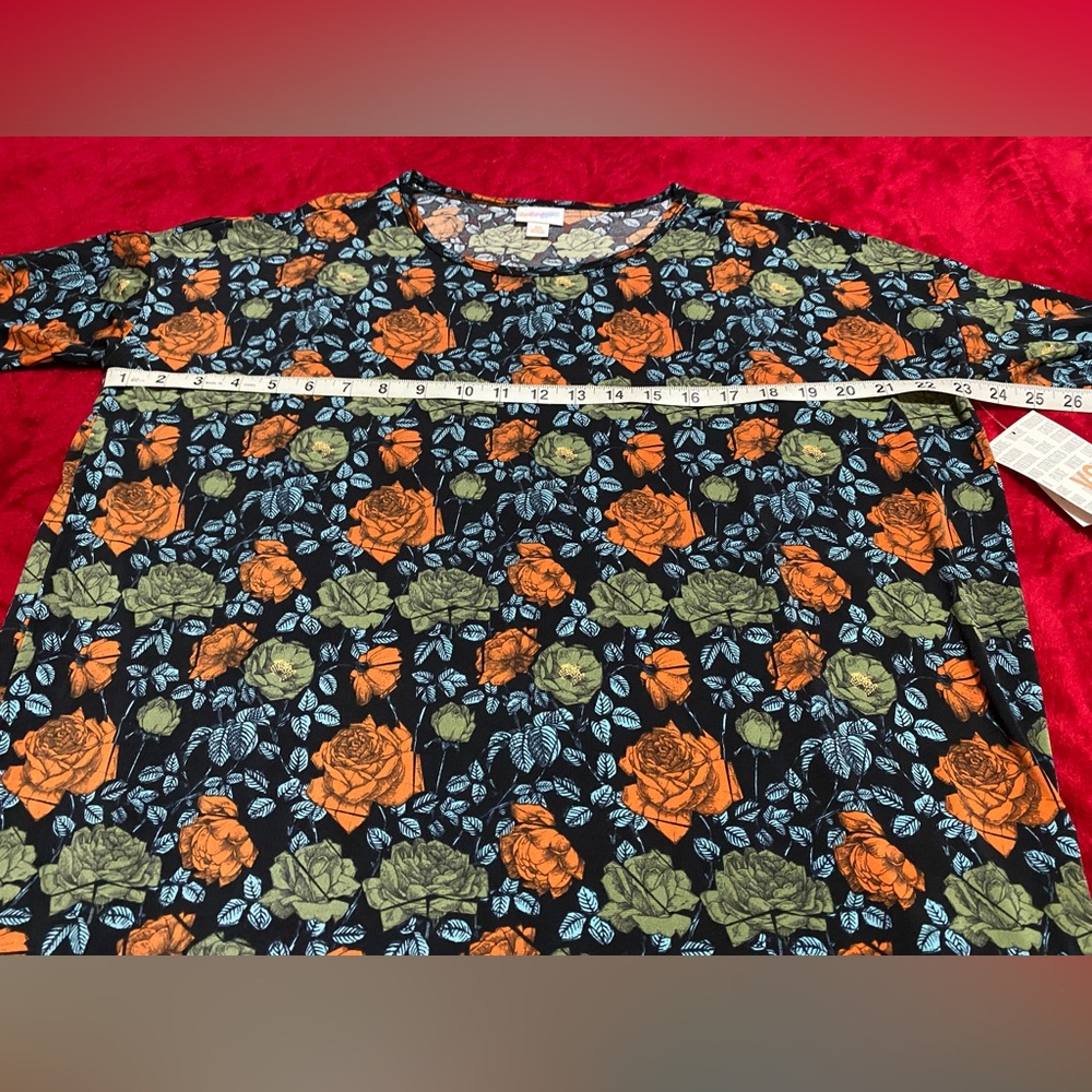 OVERSIZED XS NWT CLOSET CLEAR OUT ON ALL LULAROE MAKE AN OFFER BUNDLE SUPER SOFT - Picture 4 of 12